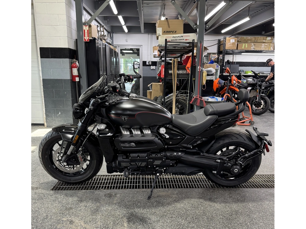 Triumph Rocket 3 Storm Gt 2026 alt