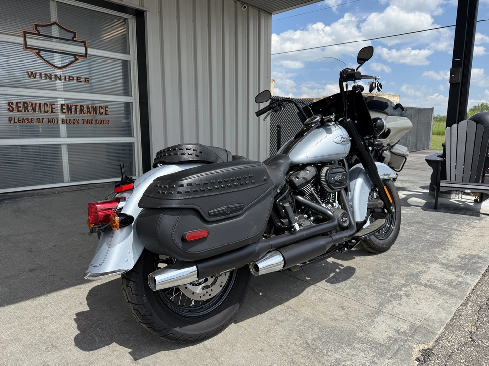 2024 Harley-davidson Flhcs - Heritage Classic *new Bike. Clearance Price.* alt