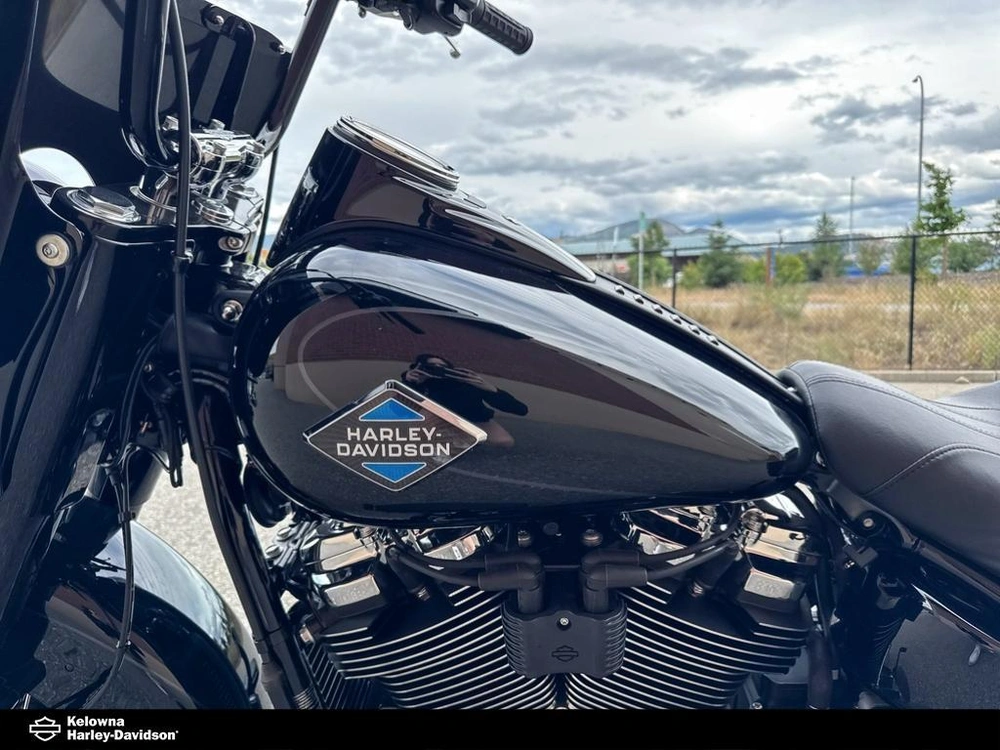 2026 Harley-davidson Flhc - Heritage Classic alt