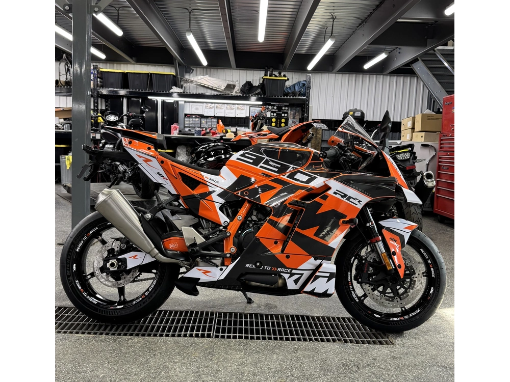 2026 Ktm 990 Rc R alt