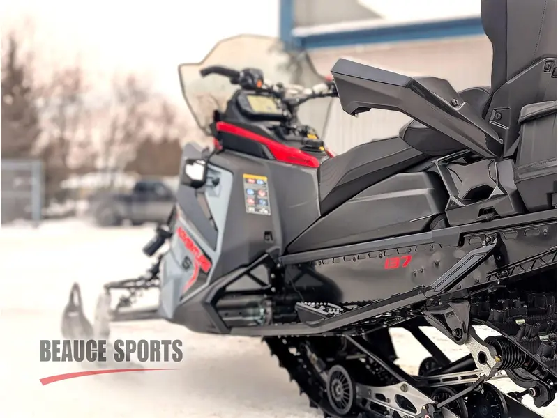 2025 Polaris PROSTAR S4 INDY ADVENTURE X2 137 ***VENDU***