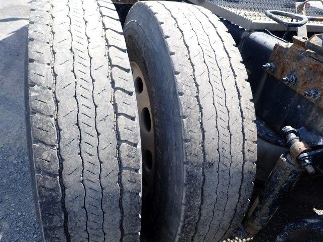 Peterbilt 579 2024