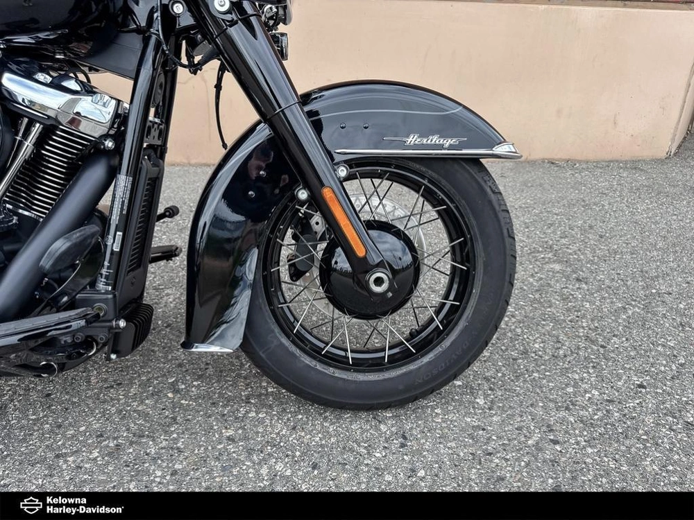 2026 Harley-davidson Flhc - Heritage Classic alt