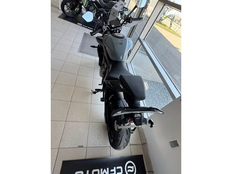 CFMOTO 675NK 2026