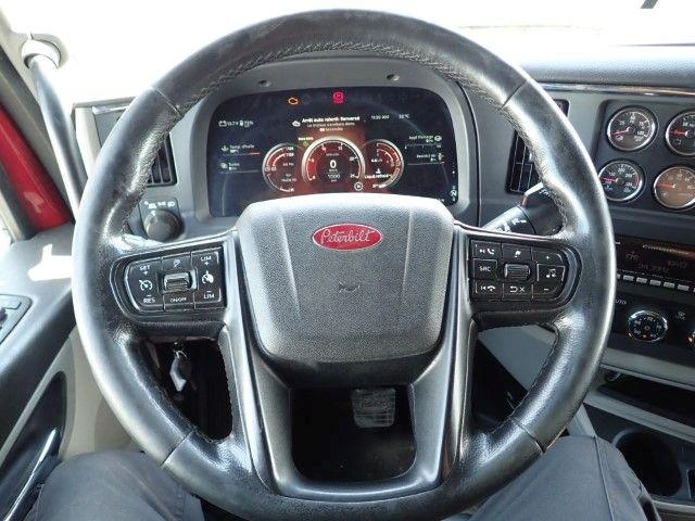 Peterbilt 579 2024