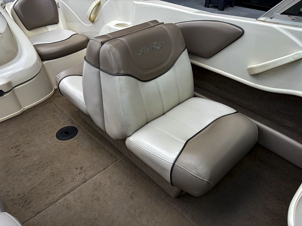 2003 Sea Ray 176br alt
