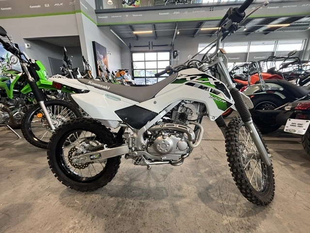 Kawasaki Klx140r L Klx140r L 140rl Klx 140r L Moyennes Roues Peu Usure 2026 alt