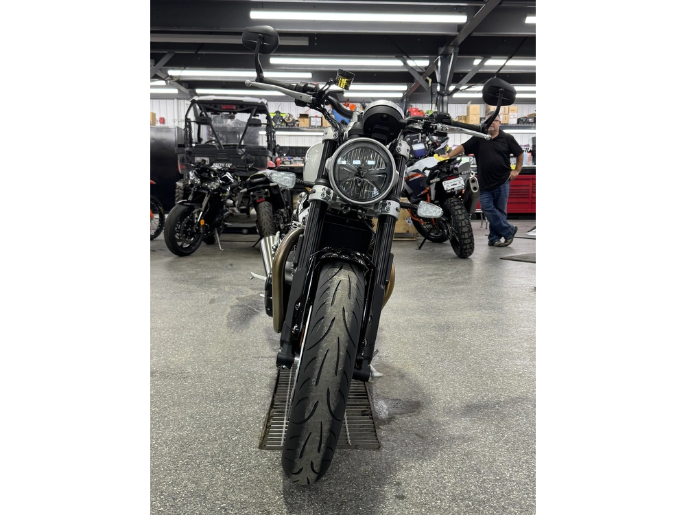 2026 Triumph Speed Twin 1200 alt