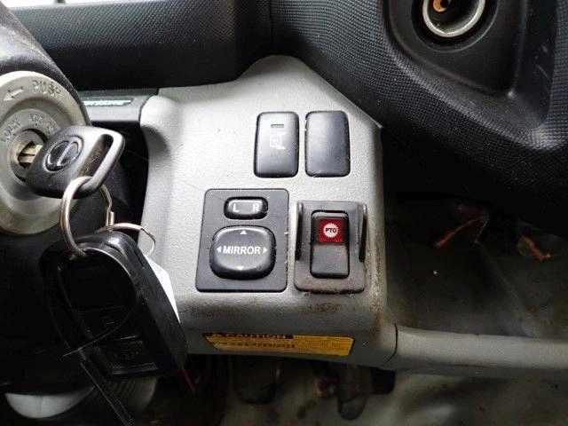 Hino 195 2018