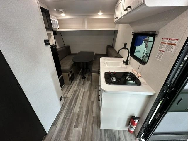 2026 Jayco Jay Flight Slx - Sport Edition 140tb alt