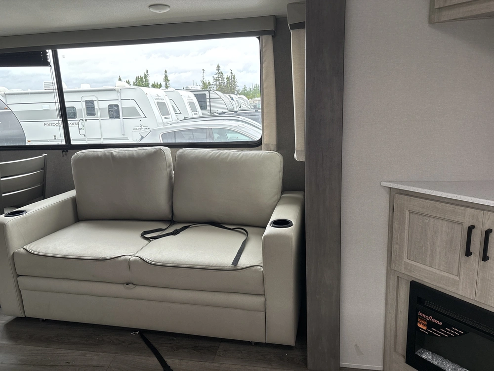 2026 Coachmen Catalina 243rbsle alt
