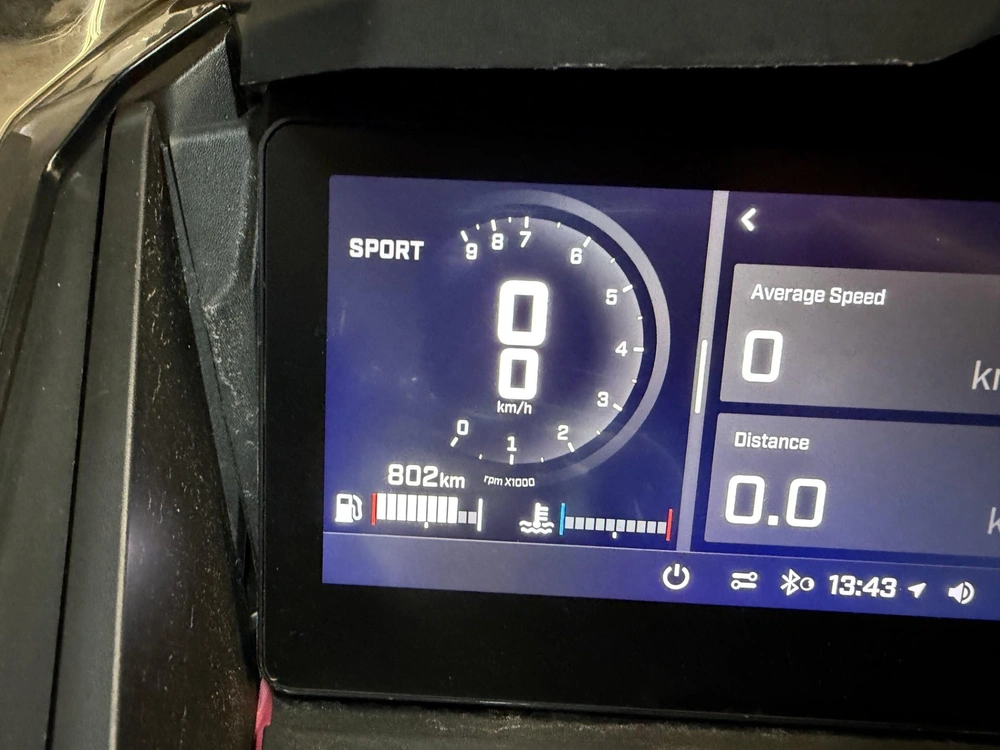 Ski-doo Grand Touring Le Platinum 900 Ace 2026 alt