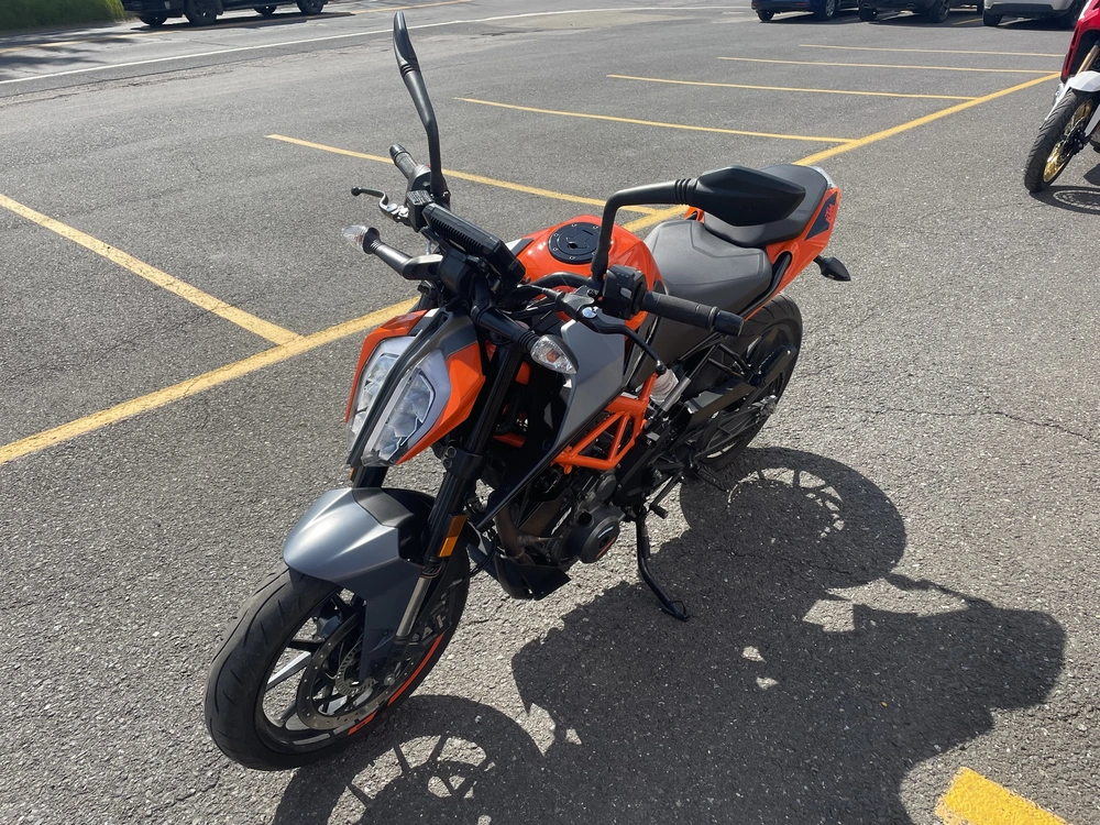 Ktm Duke 390 2023 alt