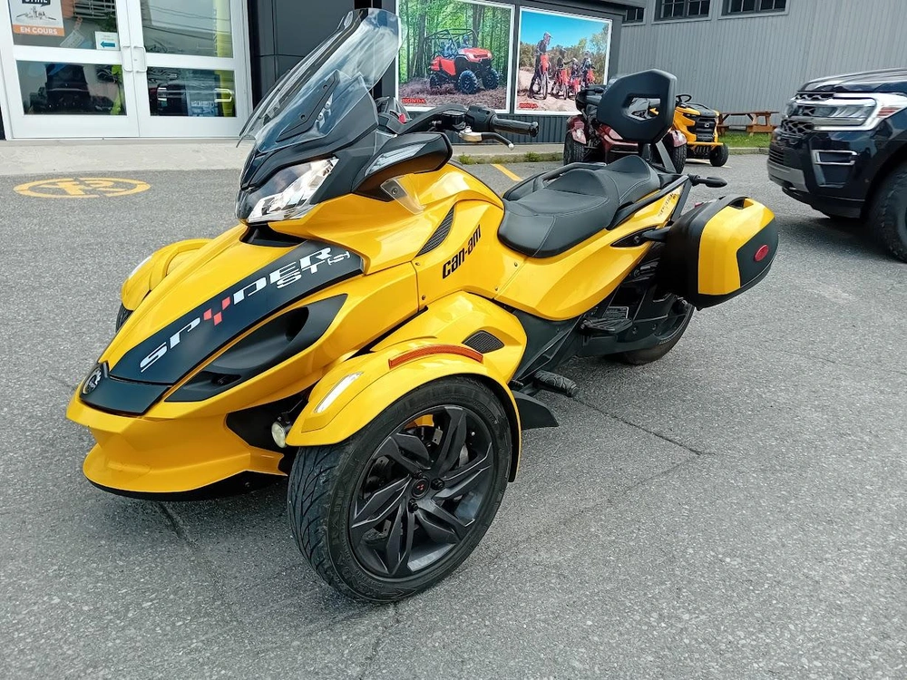 Can-am Spyder Sts Manuel 2013 alt