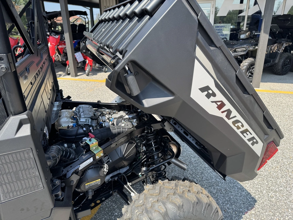 2026 Polaris Ranger 1000 Premium Mirage Beige alt