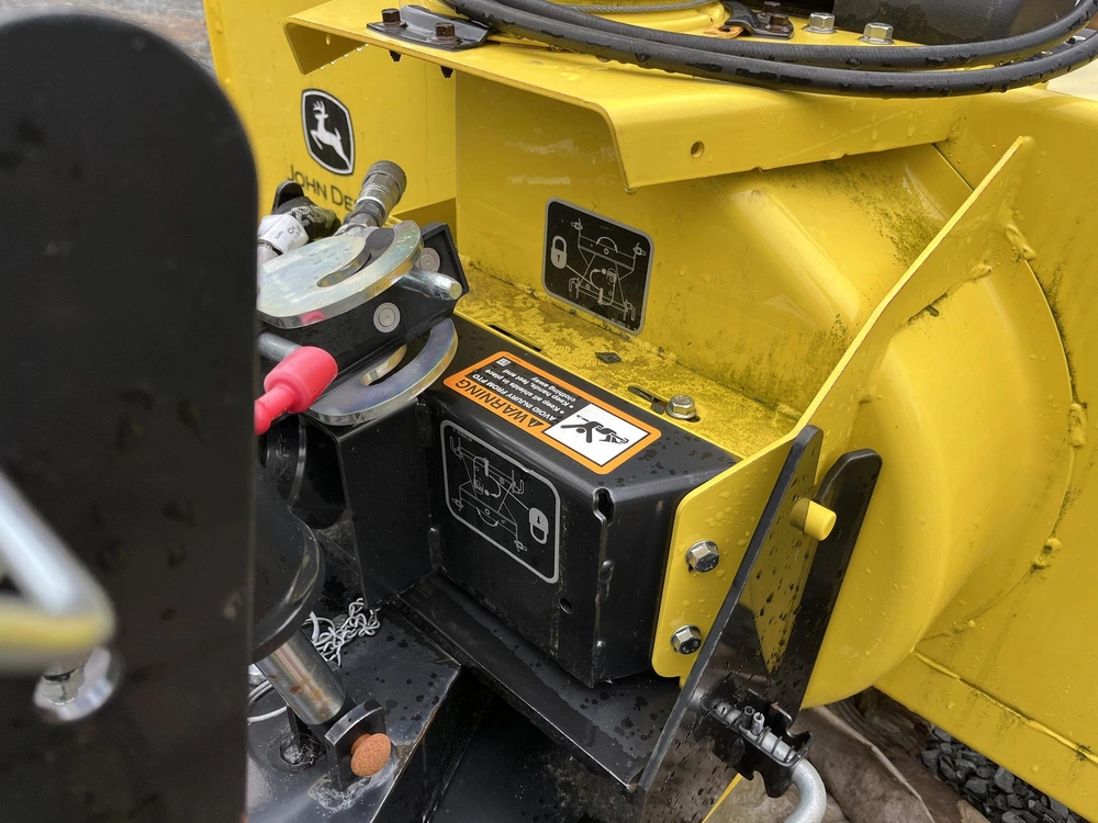 John Deere 1025r 2023 alt