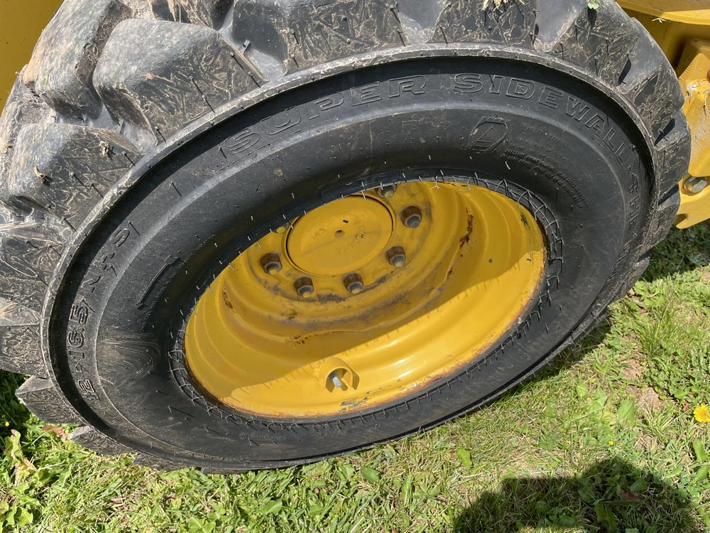 John Deere 324g 2024 alt