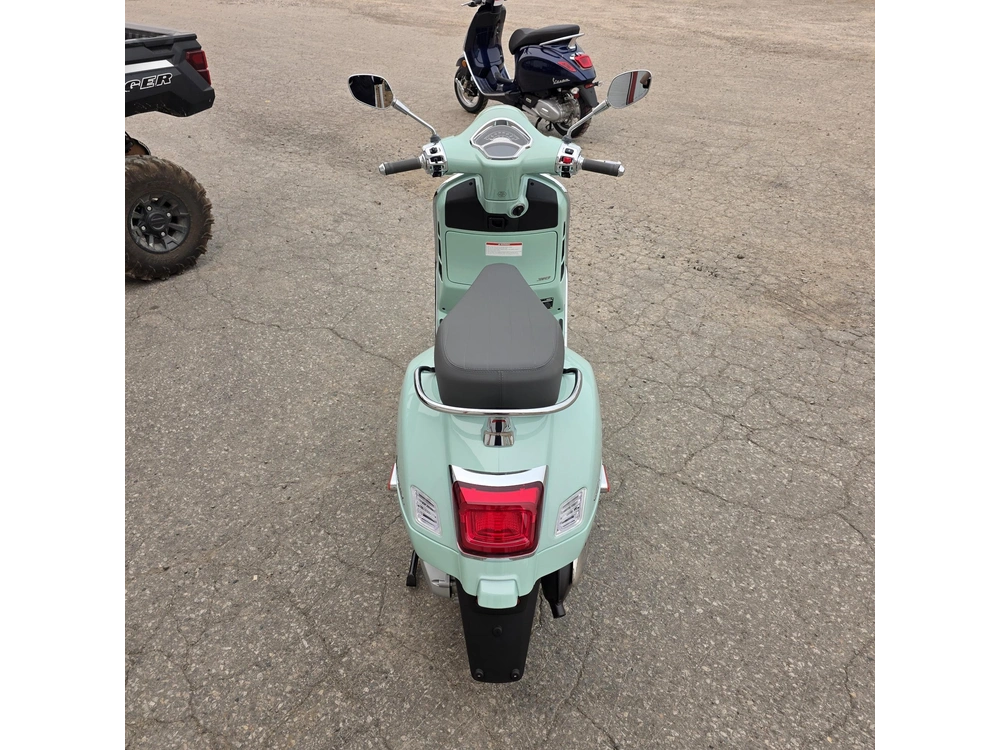 2026 Vespa Gts 310 alt