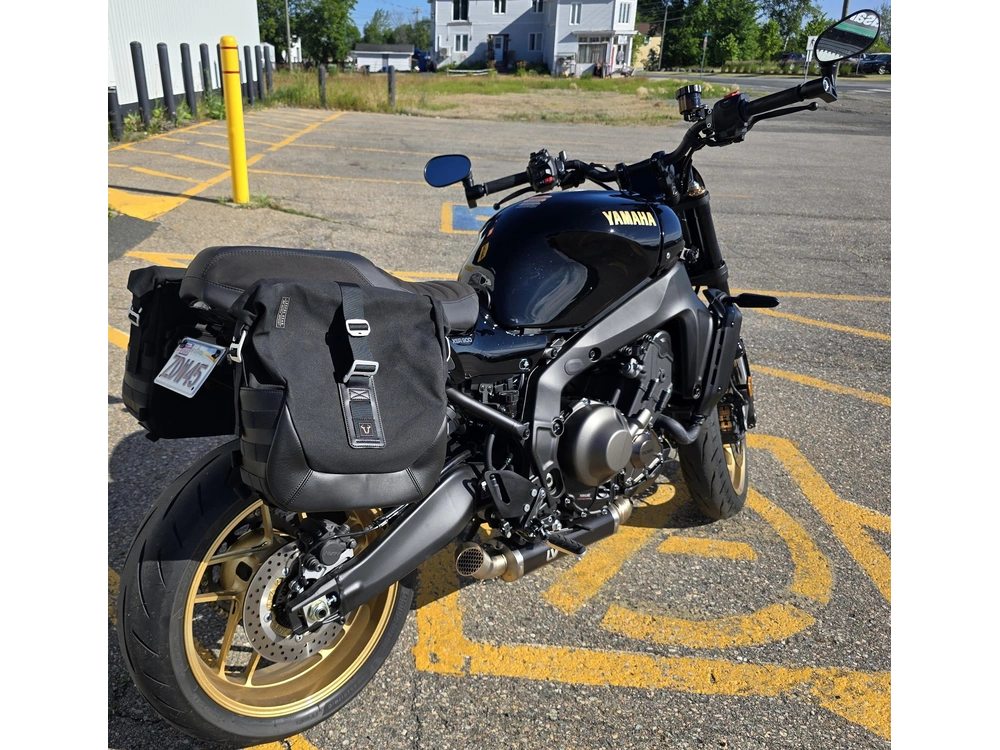 2025 Yamaha Xsr900 alt