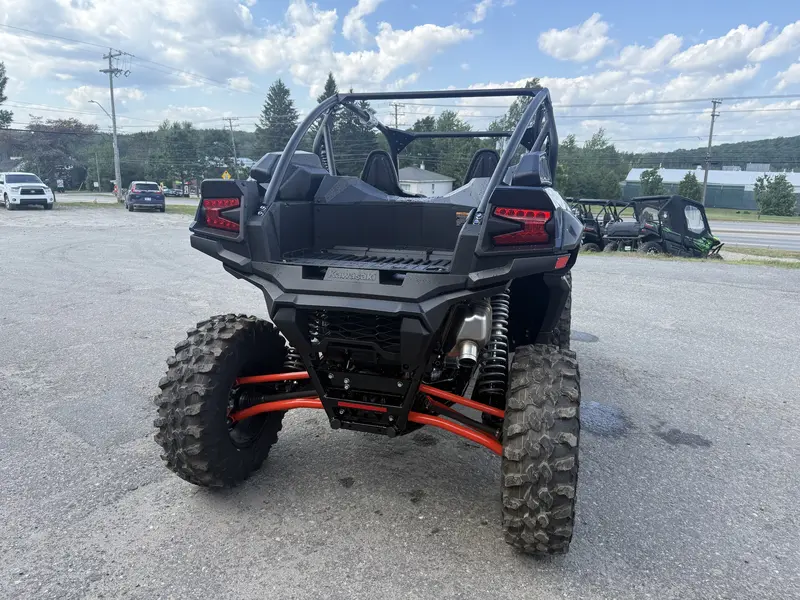 2027 Kawasaki TERYX KRX 1000 TR