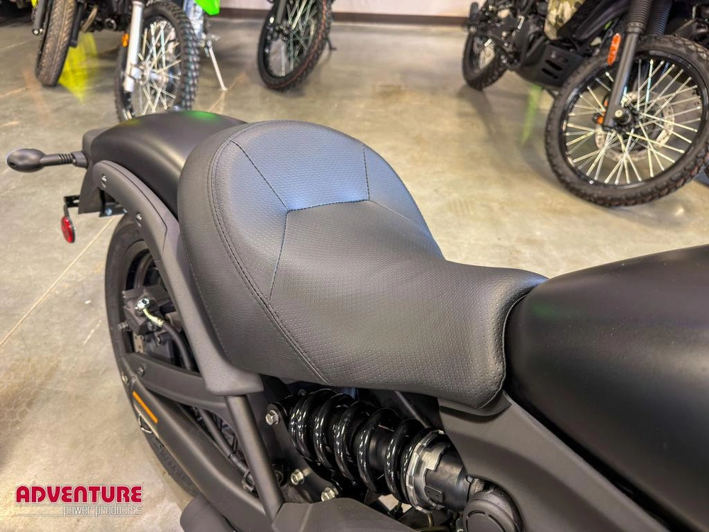 2026 Kawasaki Vulcan S alt