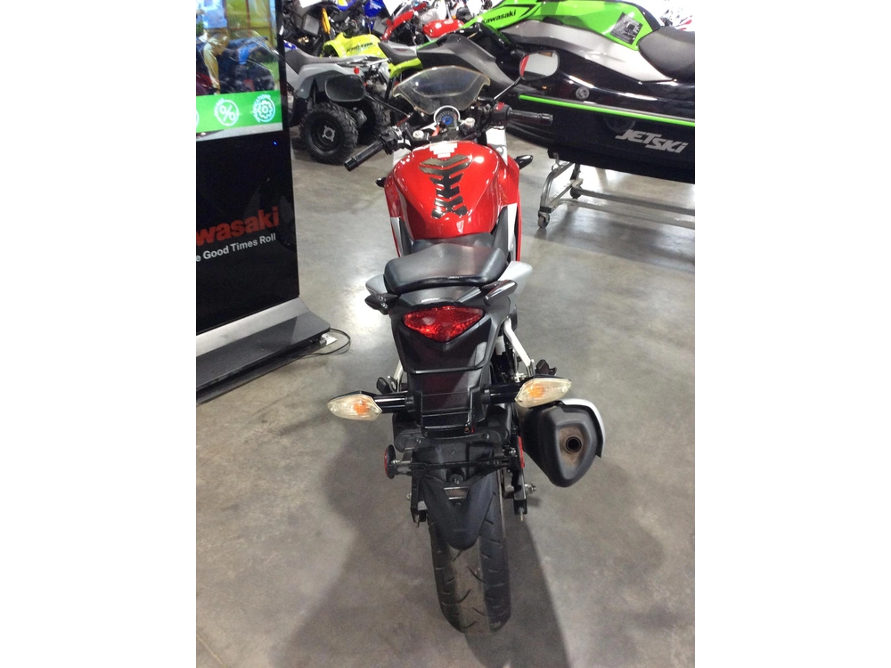 Honda Cbr250r 2011 alt