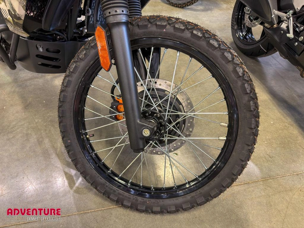 2026 Kawasaki Klr650 Adventure Cypher Camo Beige alt