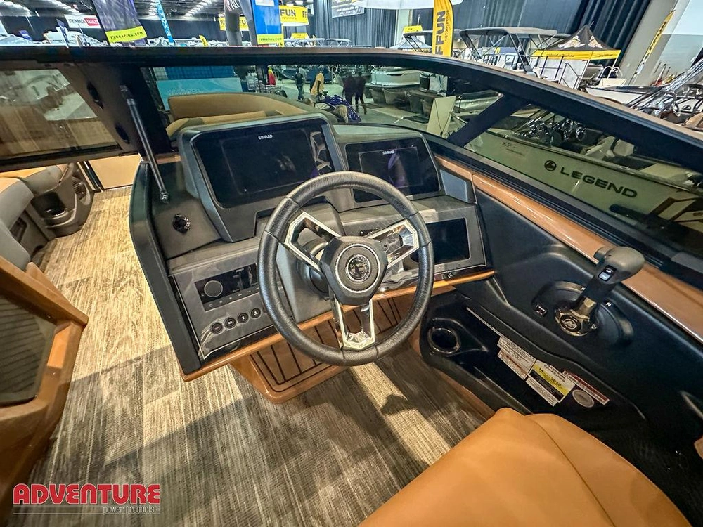 2026 Other Levata 23 Qls Windshield alt