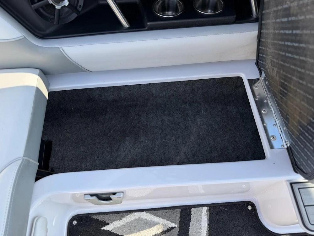 Air Nautique 230 2012 alt