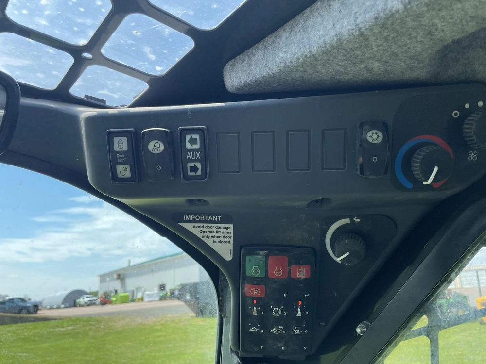 John Deere 324g 2024 alt
