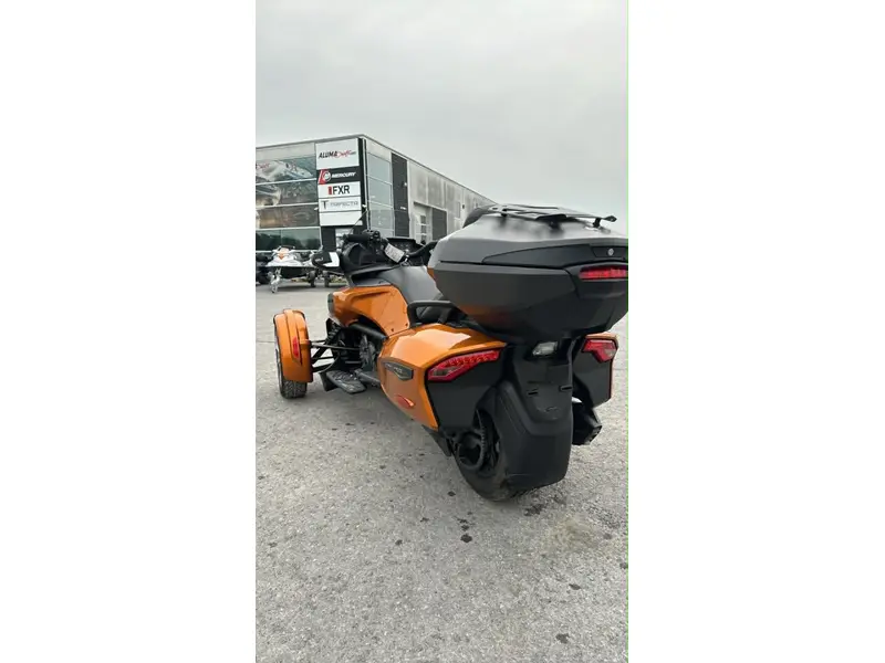 Can-Am F3-LTD SPECIAL SERIES 2024