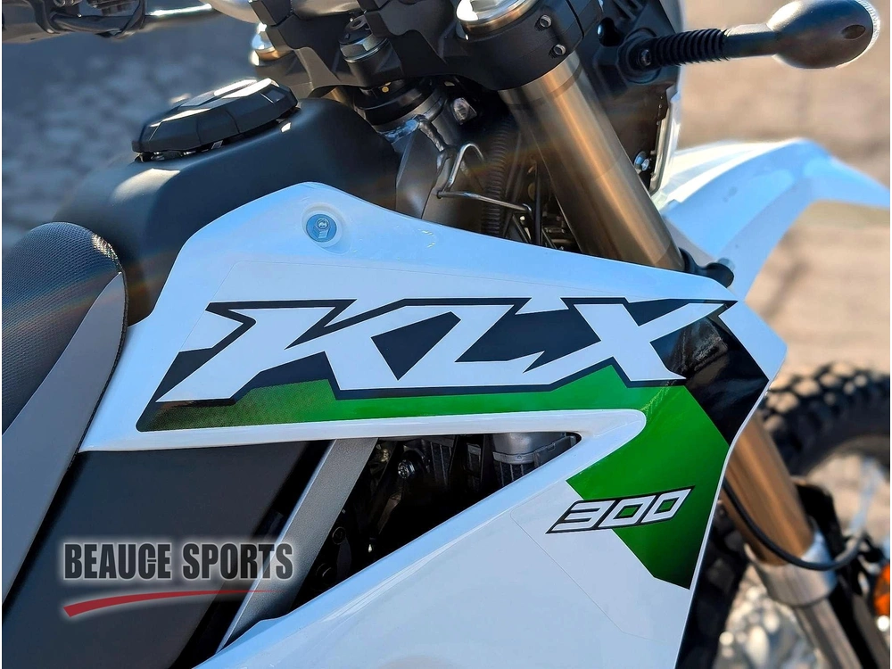 Kawasaki Klx300 Semi Blanc | ⚡ Équivalent Dr-z400s & Honda Xr300 ⚡ | 2026 alt