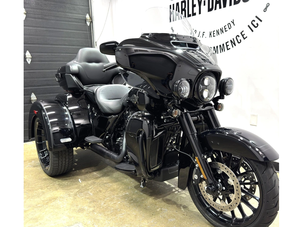 Harley-davidson Tri Glide Flhtcutg 2025 alt