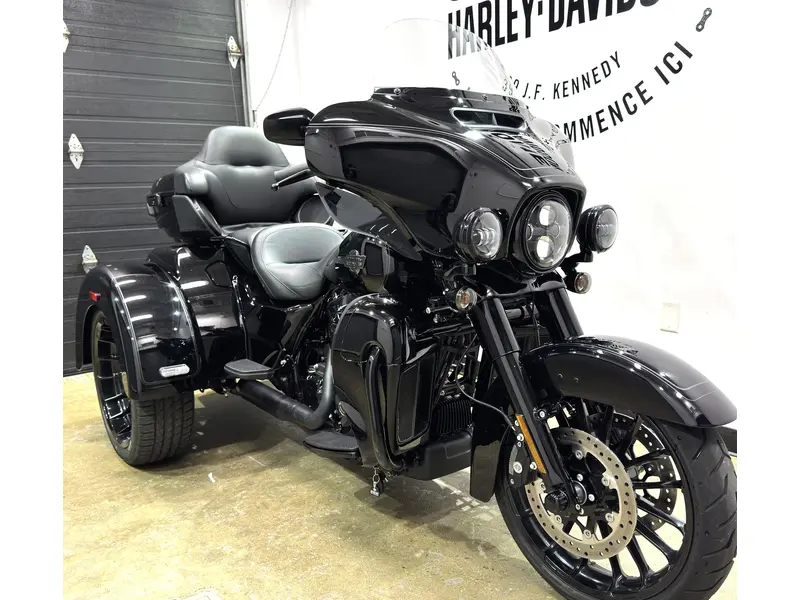 Harley-Davidson TRI GLIDE FLHTCUTG 2025
