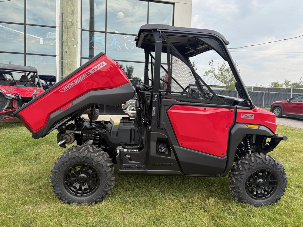 Honda Pioneer 1000 3 Places Deluxe Edition 2026 alt