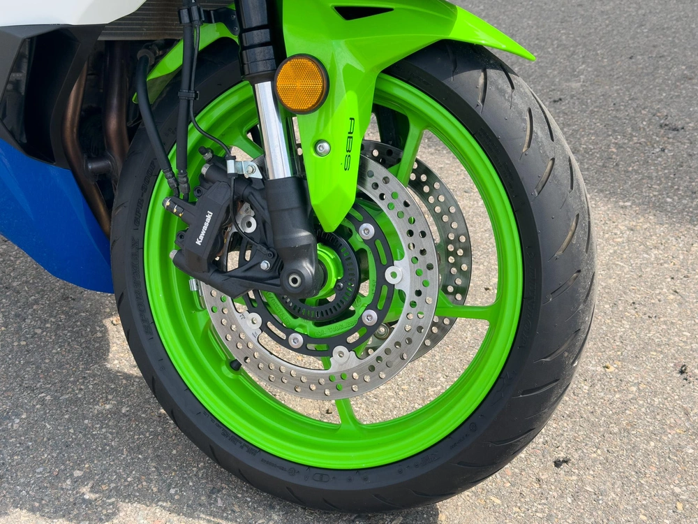 2024 Kawasaki Ninja Zx-4rr alt