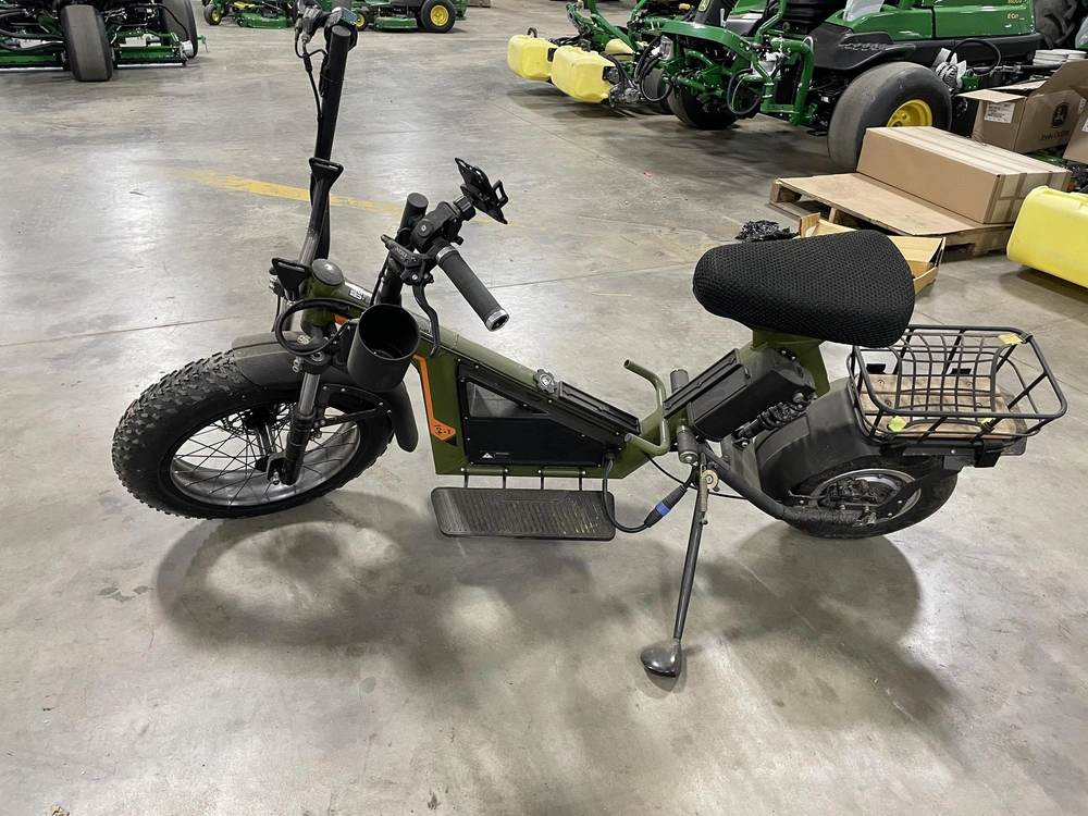 Finn Scooter 2023 alt