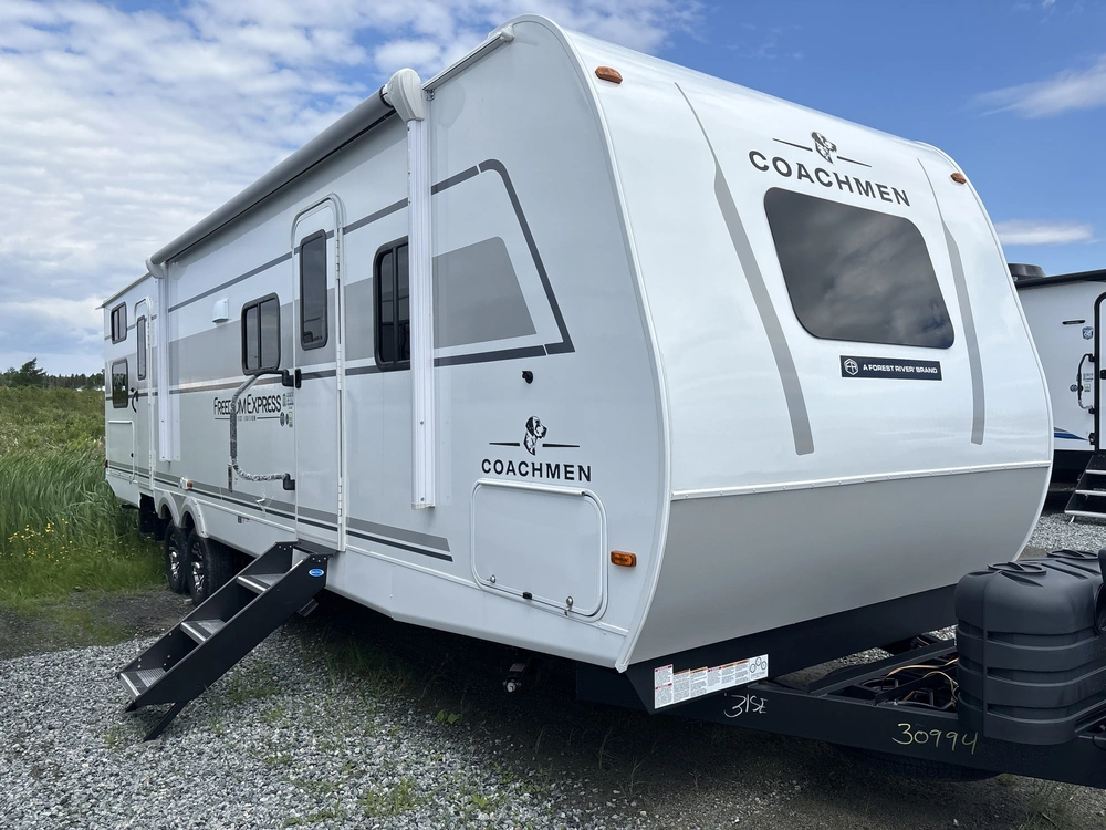2025 Coachmen Fr. Express 31se alt