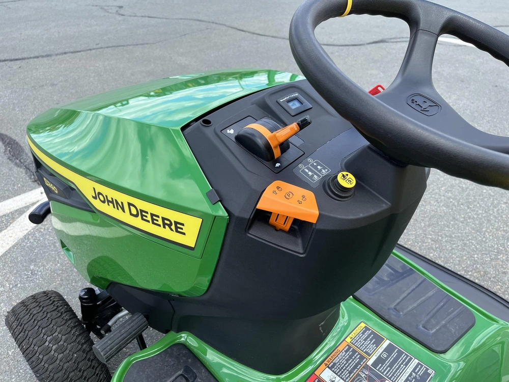 2026 John Deere S240 alt
