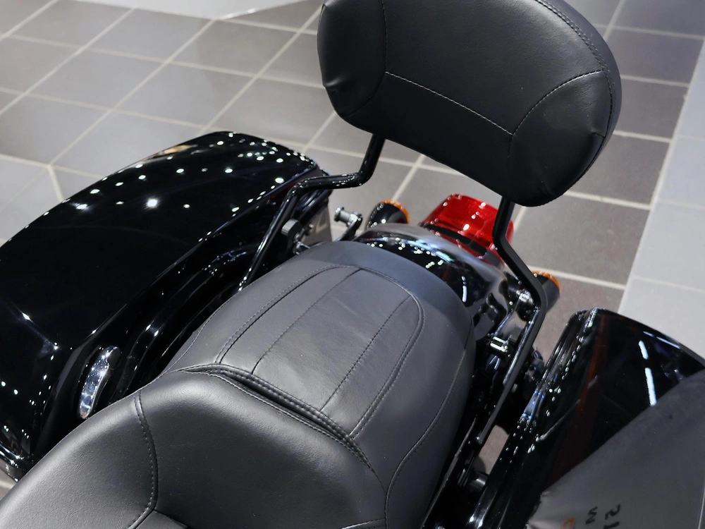 2020 Harley-davidson Street Glide Special Flhxs alt