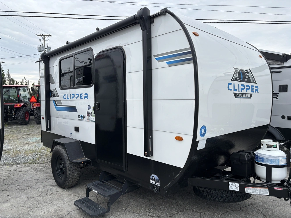 2025 Forest River Clipper 12000rok alt