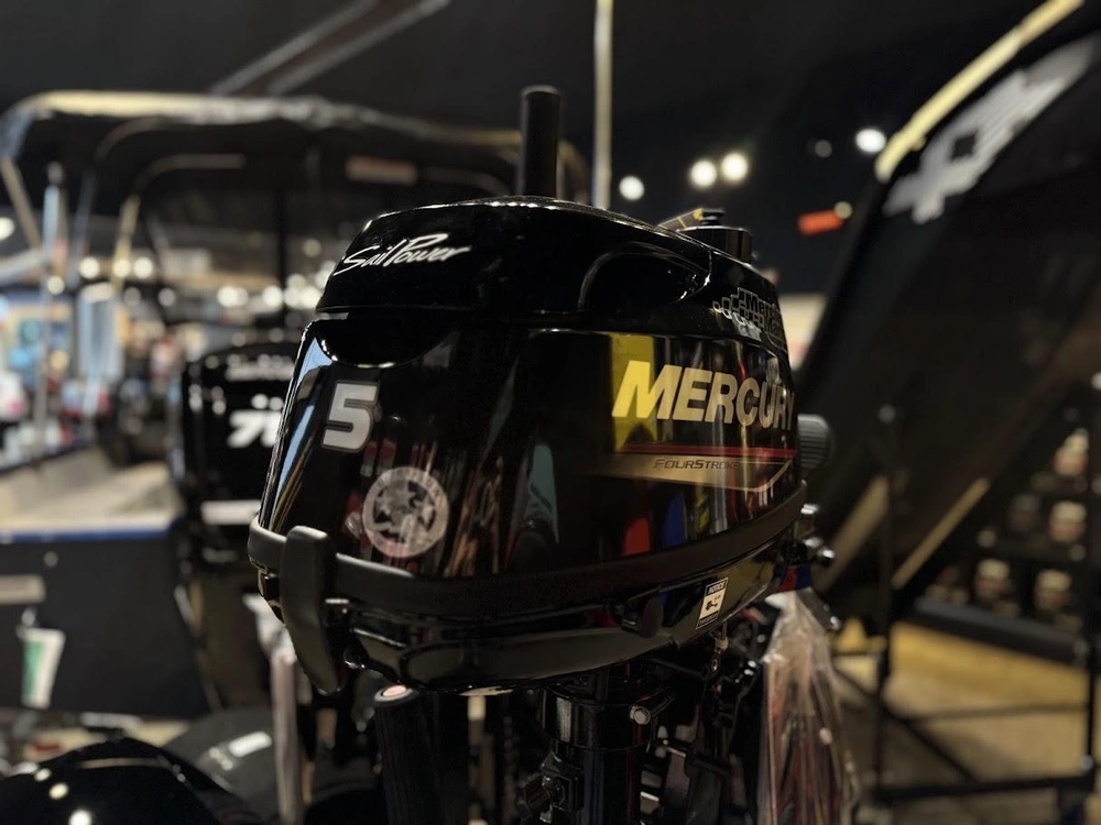 2025 Mercury 5 Mlha alt