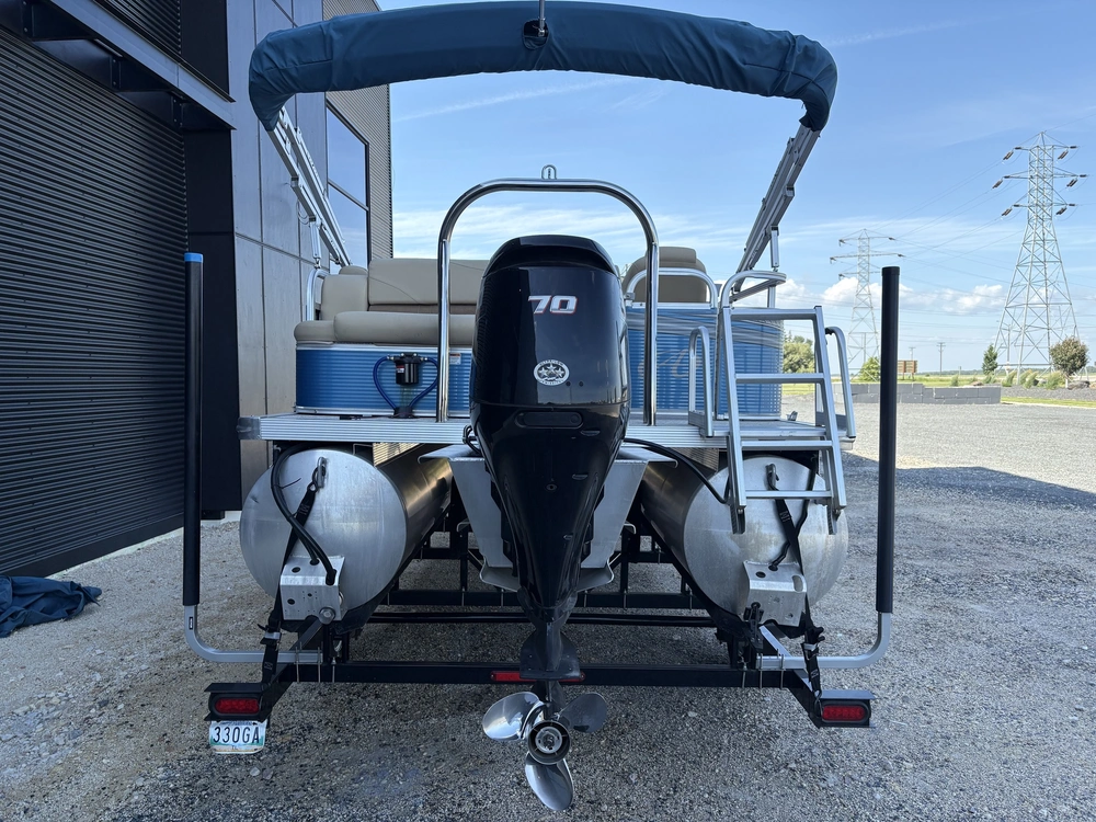 2020 Avalon Venture 1875 Cruise Rear Bench alt