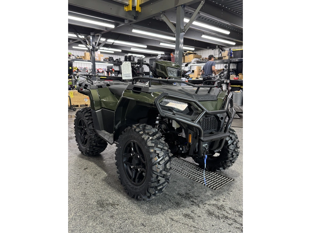 2026 Polaris 570 Premium 40e alt