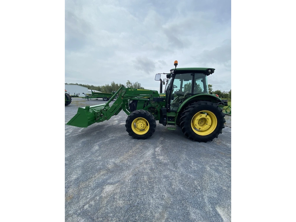 John Deere 5125r 2021 alt