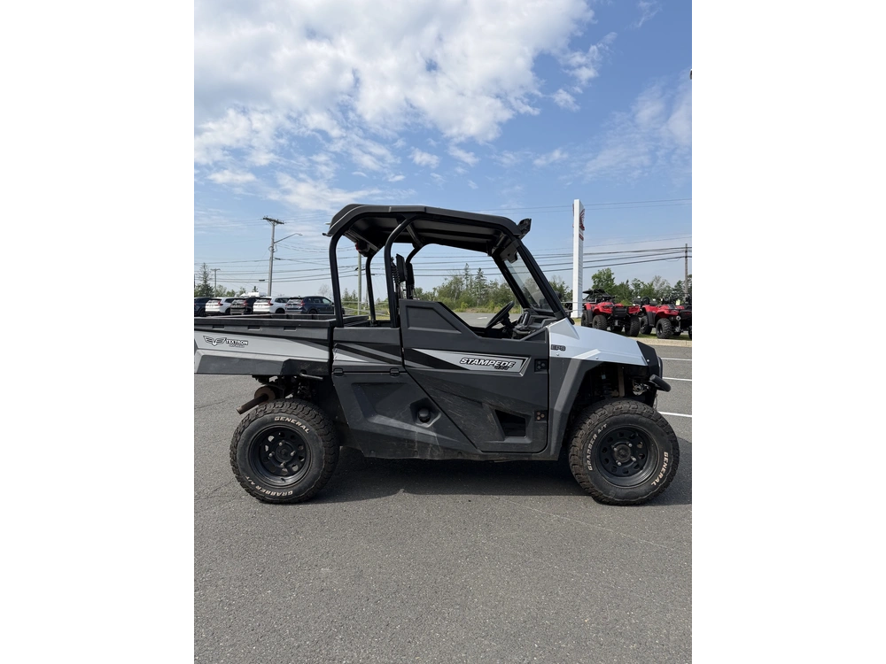 Arctic Cat Textron Stampede 900 2017 alt