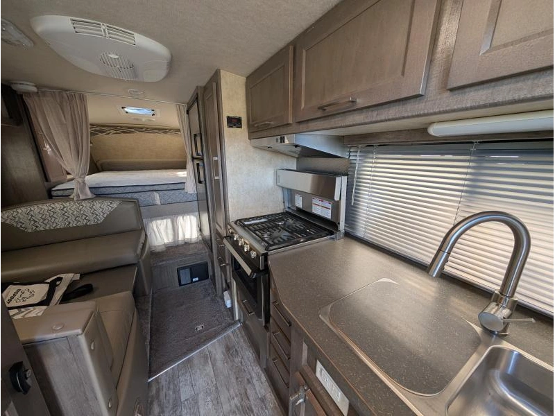 2021 Bigfoot Rv Bigfoot 25c96lb alt
