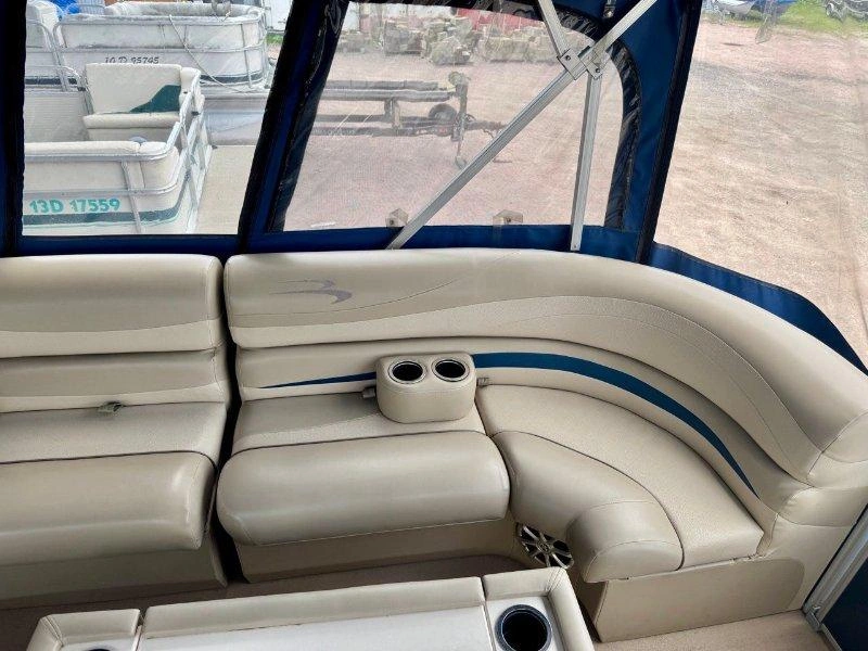 2012 Bennington Marine 2275 Gw alt