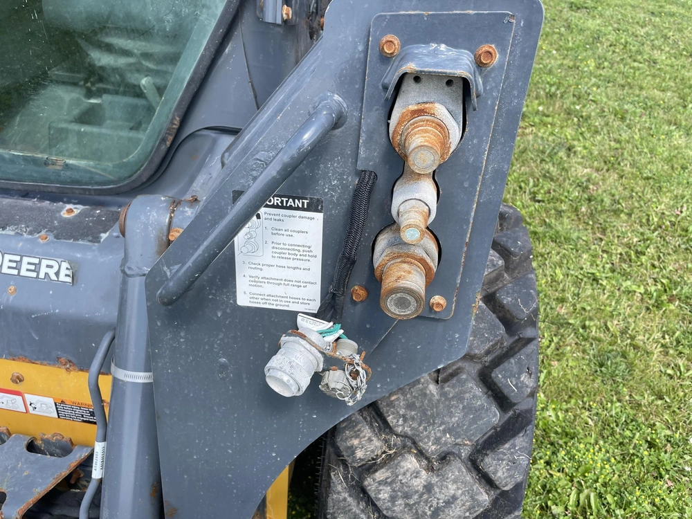 John Deere 324g 2024 alt