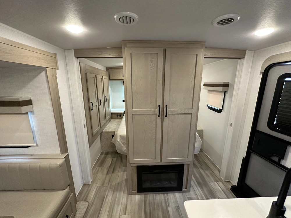 Rockwood Mini Lite 2513s 2024 alt